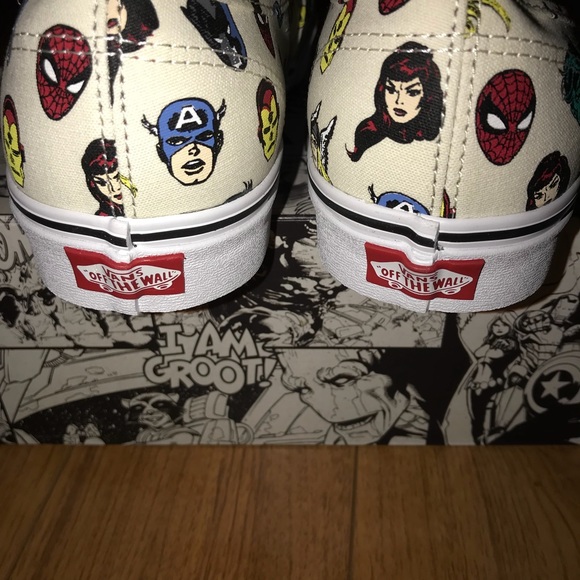 NEW Men’s 10.5 Vans Marvel Heads Canvas Shoes - Picture 5 of 8